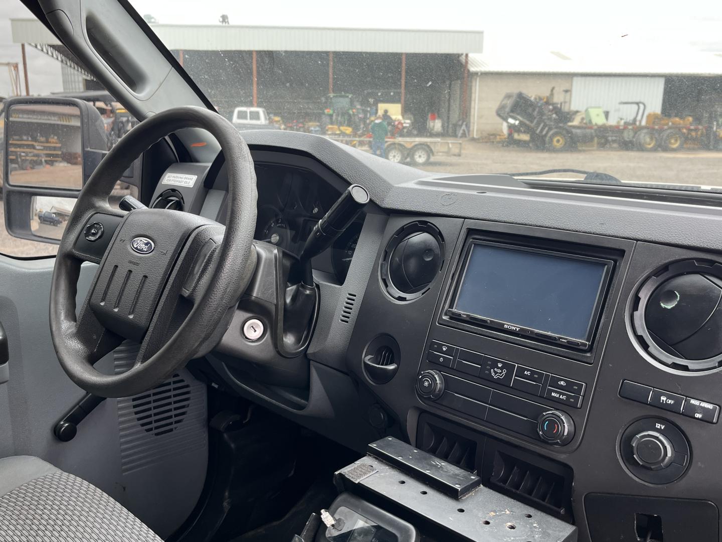 imagenes/INVOICE/2026/19194/Pick_up_high_rail_Ford_F250__63.JPG