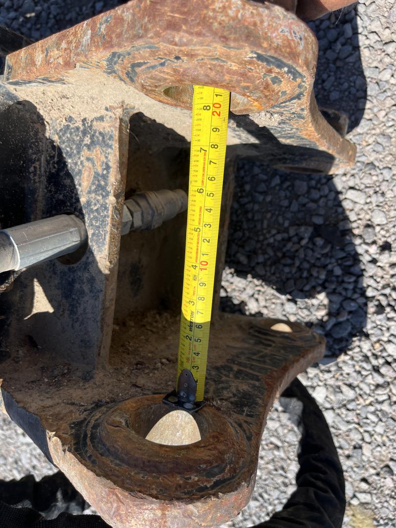 imagenes/INVOICE/2026/19201/Martillo_hidraulico_Caterpillar_B8_17.JPG