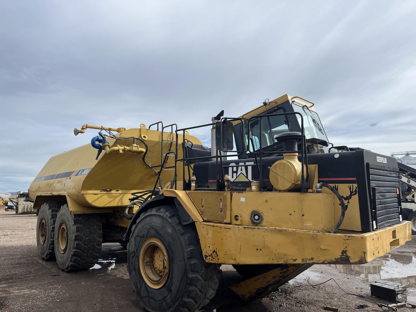imagenes/INVOICE/2026/19202/Pipa_de_agua_Caterpillar_D400E_1.JPG