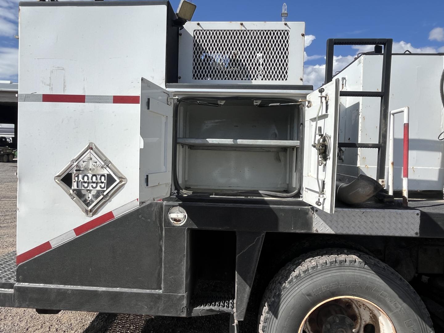 imagenes/INVOICE/2026/19209/Camion_de_servicio_Sterling_L7500_23.JPG