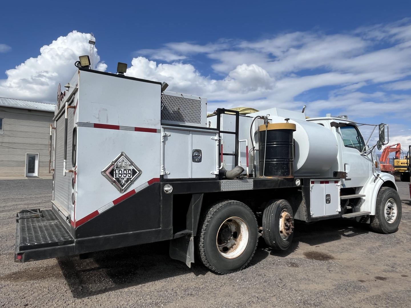 imagenes/INVOICE/2026/19209/Camion_de_servicio_Sterling_L7500_3.JPG