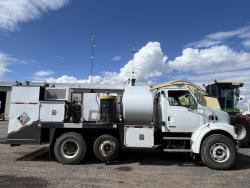 Camion de servicio Sterling L7500