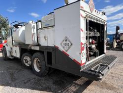 Camion de servicio Sterling L7500