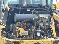 Cargador frontal Caterpilar 908
