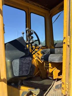 Motoconformadora John Deere 570A