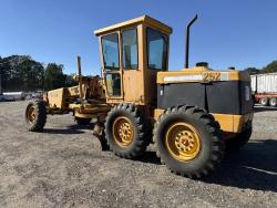 Motoconformadora John Deere 570A