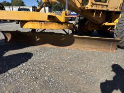 Motoconformadora John Deere 570A